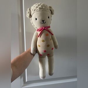 CUDDLE + KIND ( Lucy The Lamb)